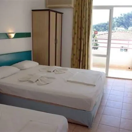 Zeybek Hotel Turunc