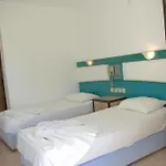 Zeybek Отель