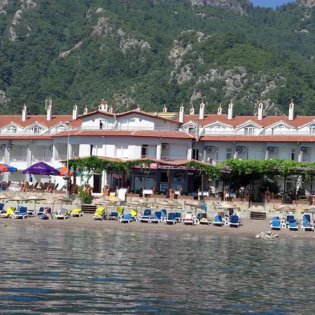Zeybek Hotell 2*