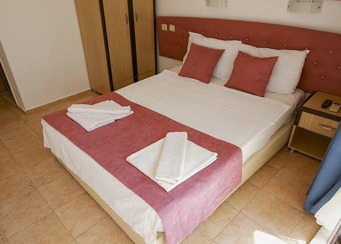 Hotel Zeybek Turunç